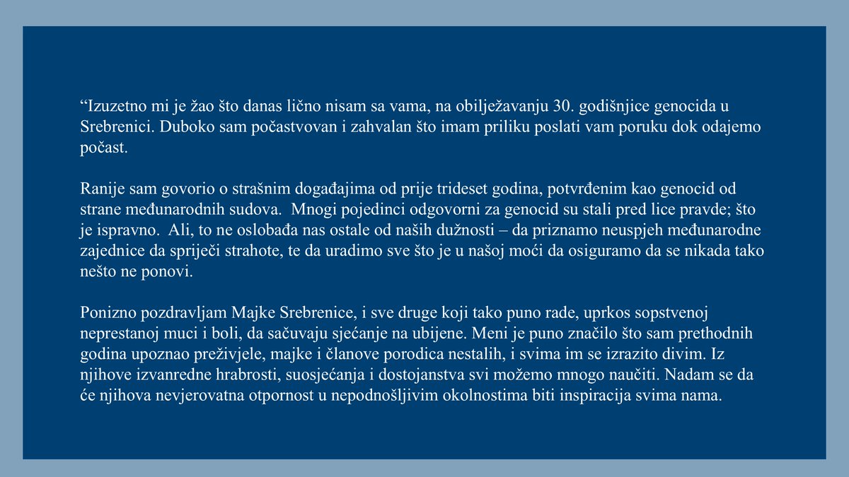 JulianReillyUK's tweet image. Njeno kraljevsko visočanstvo vojvotkinja od Edinburgha odala je počast žrtvama genocida u Srebrenici i tom prilikom prenijela poruku Njegovog veličanstva kralja Charlesa III.
