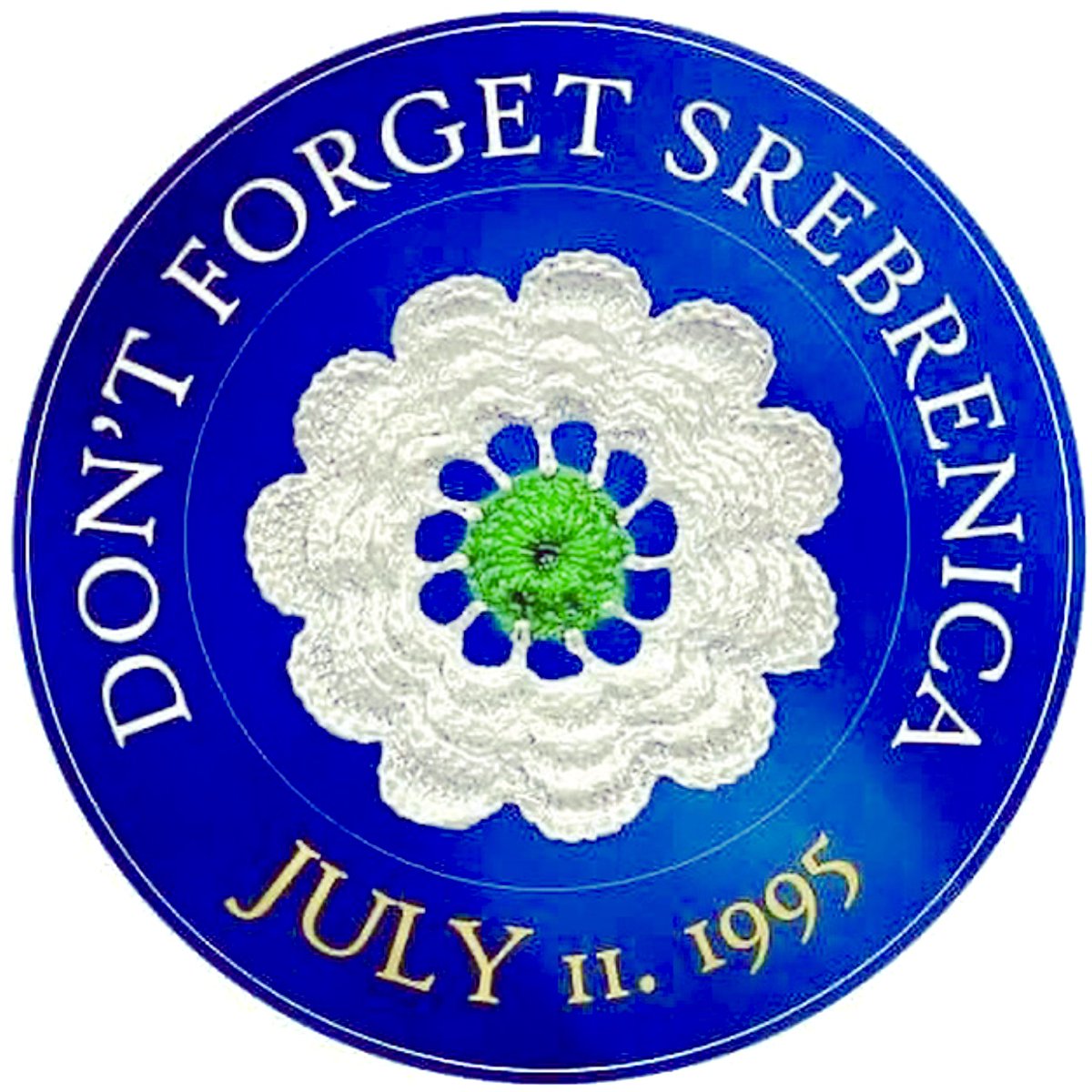 Nikoli več!
Nikada više!
Never again!

#Srebrenica #BosnianGenocide #NeverForgetSrebrenica