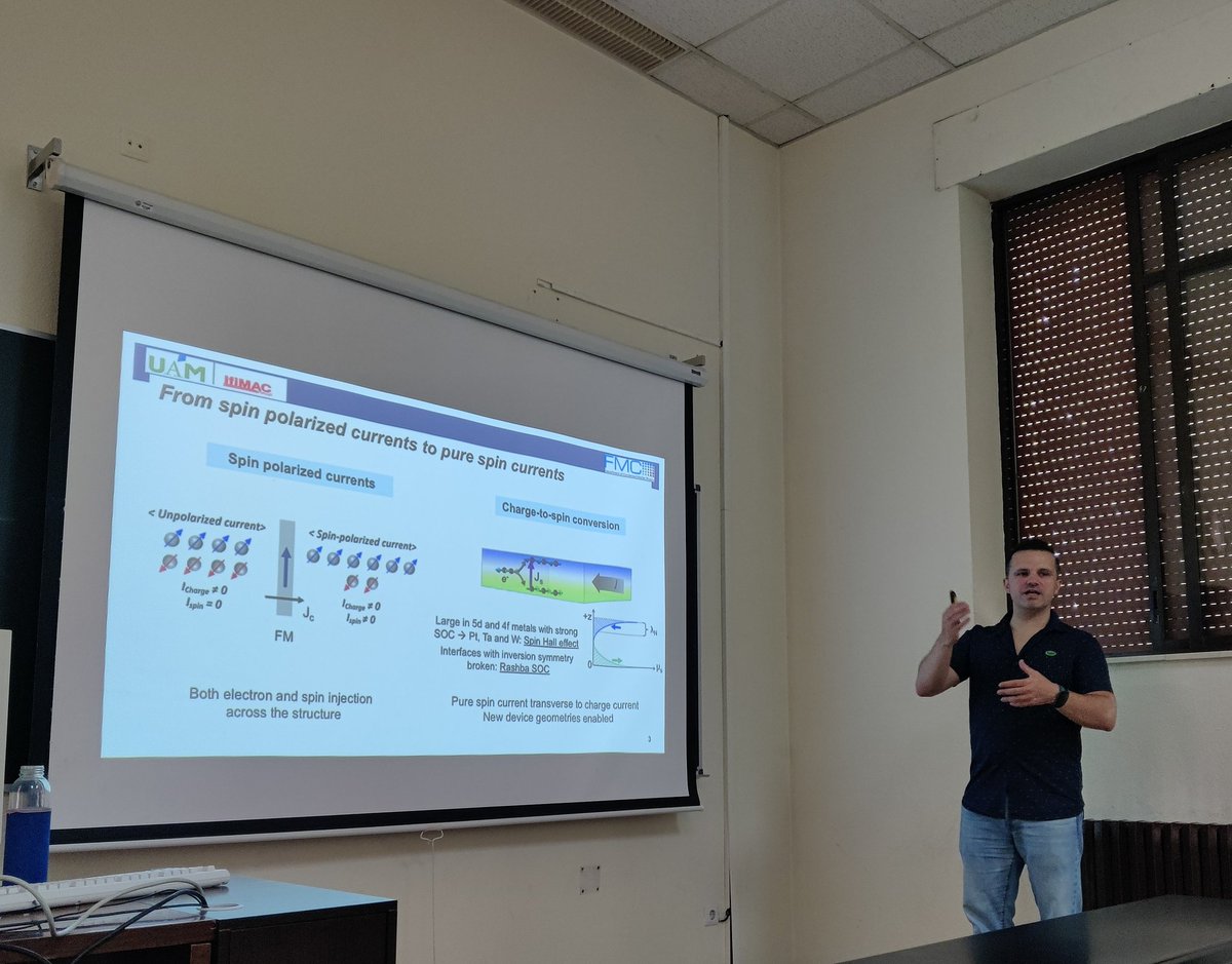 Óptica Extrema (@opticaextrema) on Twitter photo Today we had the pleasure of hosting Saül Vélez from the Condensed Matter Physics Center (<a href="/ifimacuam/">IFIMAC - Condensed Matter Physics Center</a>), <a href="/UAM_Madrid/">UAM Autónoma Madrid</a>.
🗨️He shared with us the seminar:
"From spintronics to orbitronics".
#Seminar #ResearchVisit #Photonics #USAL #SomosLUMES <a href="/usal/">Universidad de Salamanca</a> Today we had the pleasure of hosting Saül Vélez from the Condensed Matter Physics Center (<a href="/ifimacuam/">IFIMAC - Condensed Matter Physics Center</a>), <a href="/UAM_Madrid/">UAM Autónoma Madrid</a>.
🗨️He shared with us the seminar:
"From spintronics to orbitronics".
#Seminar #ResearchVisit #Photonics #USAL #SomosLUMES <a href="/usal/">Universidad de Salamanca</a>