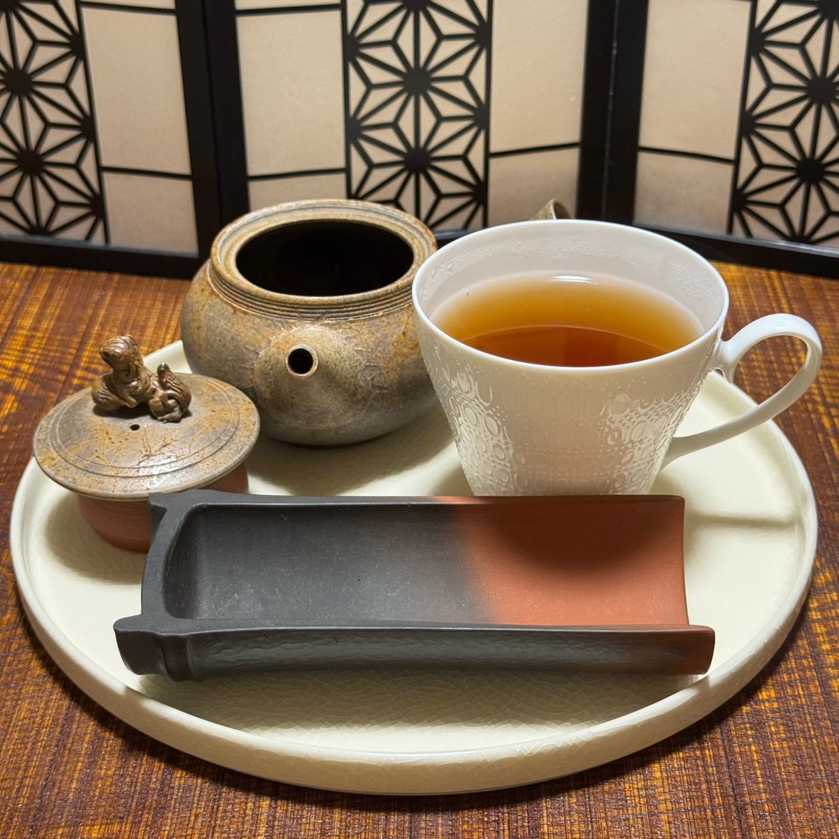 コウチャノシト tweet media