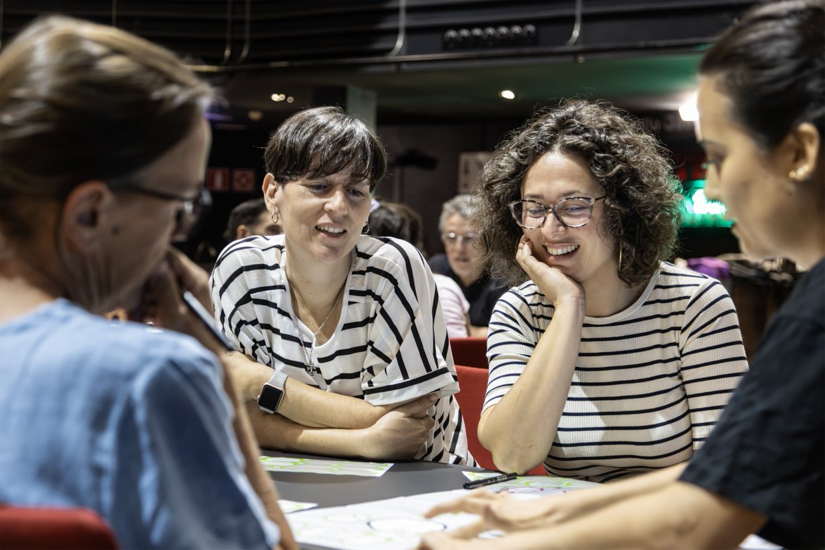 AcademiaMusica_'s tweet photo. Ahir, les entitats associades a l’Acadèmia vam compartir una jornada de treball a @parallel62bcn. 

Va ser un espai per escoltar, debatre i reflexionar sobre com fomentar la participació activa, intercanviar inquietuds i enfortir els vincles que ens uneixen. Gràcies a tothom! https://t.co/8JVP3k8gG1