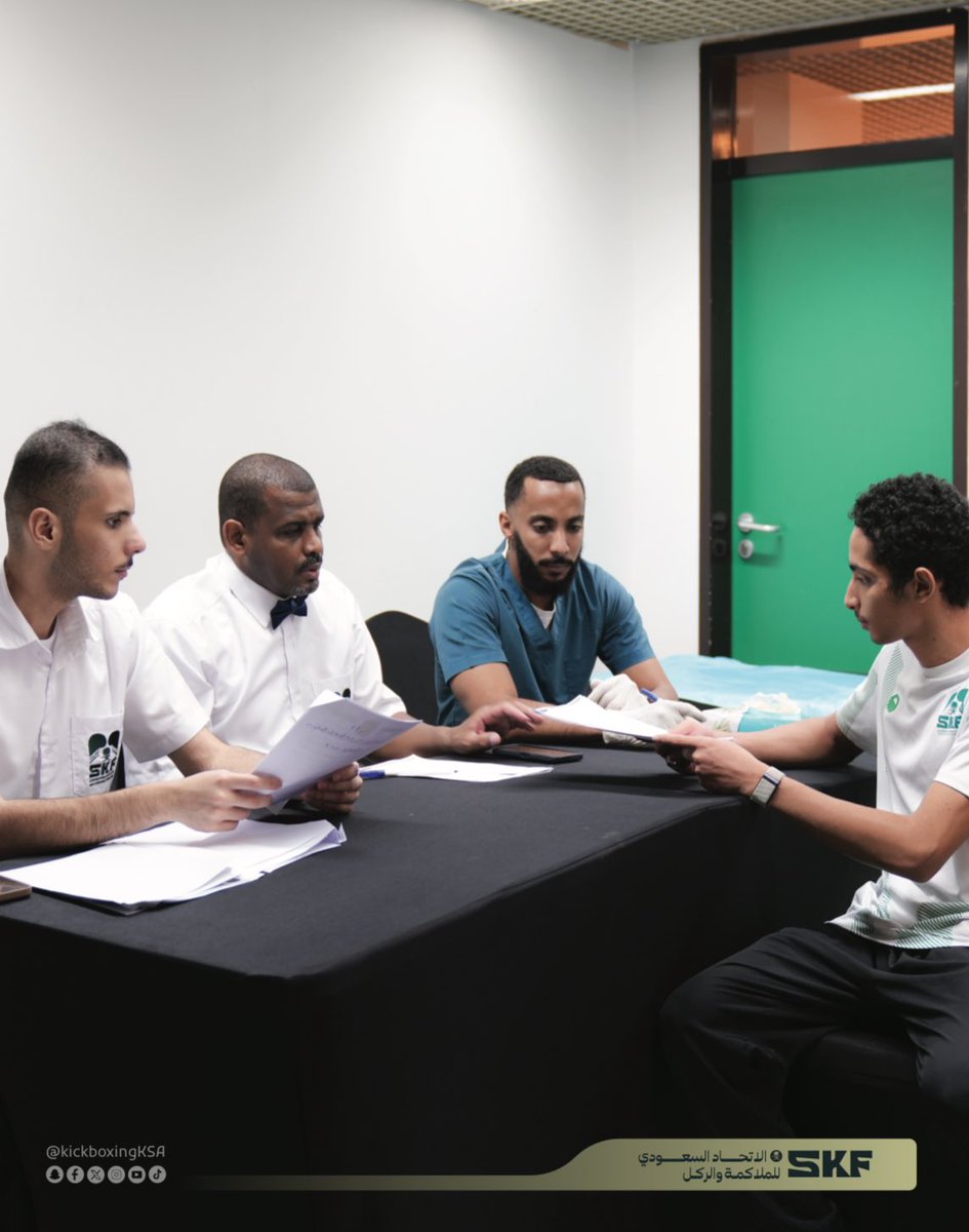 أبطالنا جاهزين .. وينتظرونكم اليوم في النزالات 💪

#بطولة_المنطقة_الشرقية #kickboxing