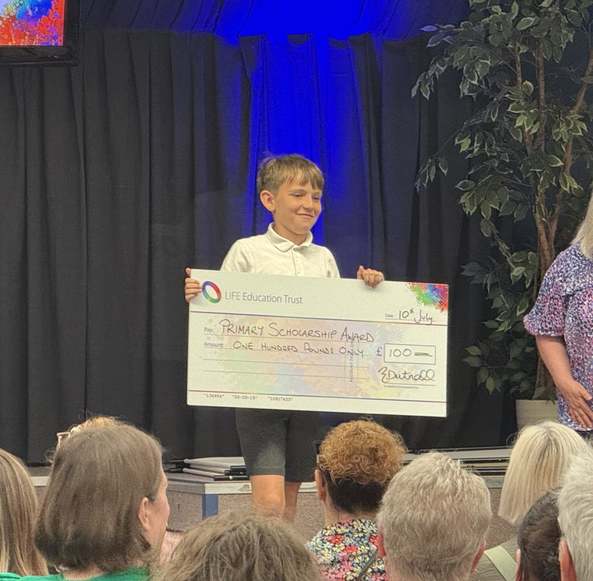 lifeedutrust's tweet image. 2nd of our LIFE Primary Celebration Events last night - more fantastic performances from talented pupils at our Colchester schools & Affiliated Primary Spring Meadow in Harwich, plus presentation of well deserved awards to our flourishing children. Thank you to everyone who came.
