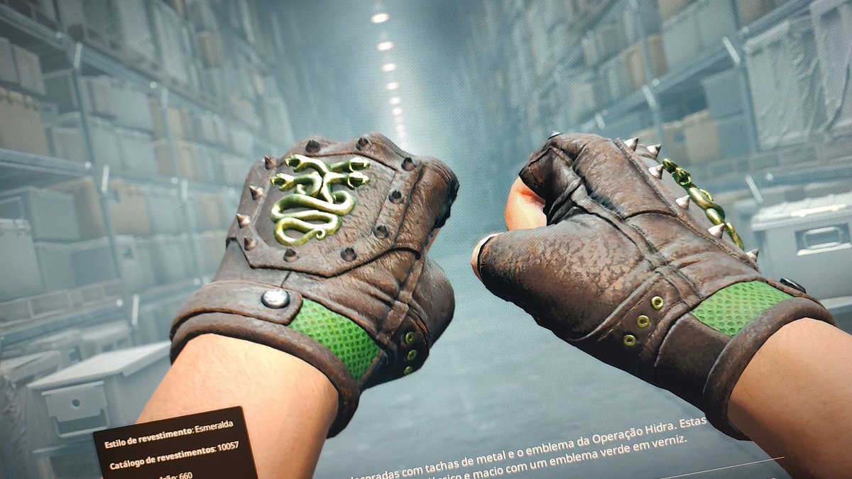 Galera do Counters!

Tô vendendo essa luvinha pra me ajudar a pagar matrícula da faculdade.

Quero muito voltar a estudar, mas não tá fácil pra ninguém! F.

Vale em torno de 500 dinheiros brasileiros na steam. 

RT = Humildade suprema!