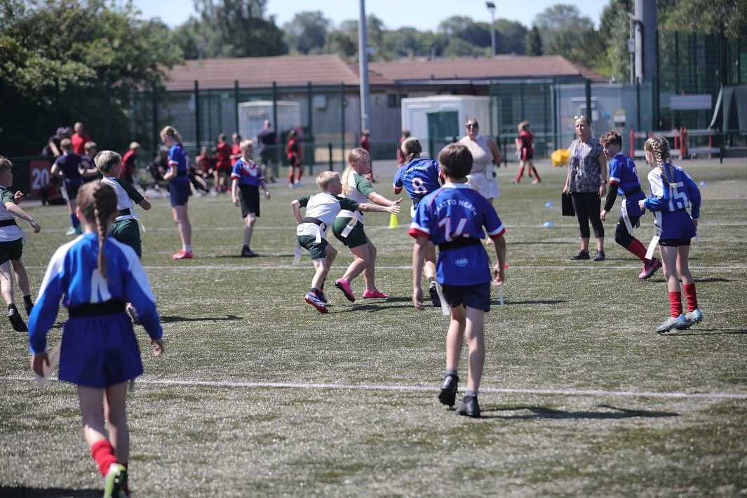 CommunitySaints's tweet image. ☀️ A great start to our Whittle Cup for 2025!
The sun is shining as our St Helens school enjoy a day of tag rugby fun!
#Saintsandproud