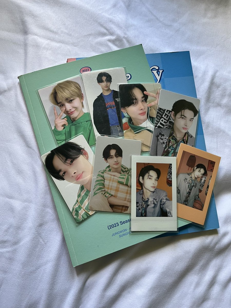 TOMMOCART's tweet photo. ꒰ #tommosells | wts lfb ph 🛒 ꒱

enhypen ni-ki merch pcs ッ
      ☆ 450 set

💳 gcash | j&amp;t
📍fairview, quezon city

🏷 ni-ki lightstick ls manifesto trading card tc season’s greeting sg rpc ggu ggu 2023 photocard pc https://t.co/1hVnfMhbzu