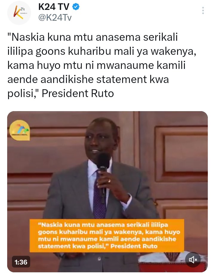 CharlesKapaiku's tweet image. Police throwing stones in a burning Supermarket to break windows so the fire can get inside!
Is this the evidence the President is saying; Naskia kuna mtu anasema..
@DrJuma_M @paddyonyango @OgolaFogola @cathy_nj @MutumaoNkanata @whatMackSays