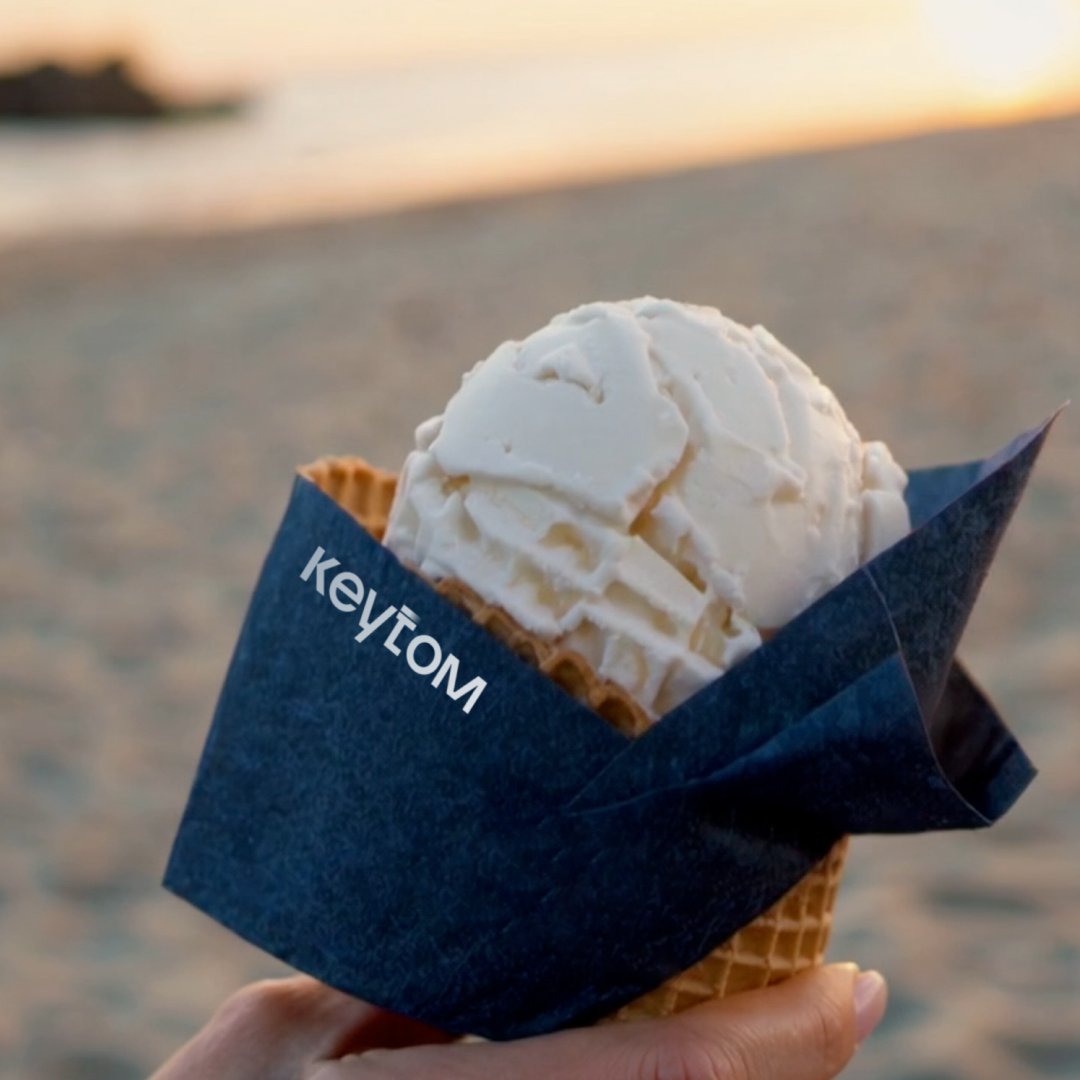 keytom_com's tweet image. Looks like summer. Feels like Keytom.
 Same colors, same energy — just cooler. 🍦

☀️ Wherever you go this season, take your style (and your money) with you.

#Keytom #finance #SummerVibes #vacation #web3 #crypto #BTC