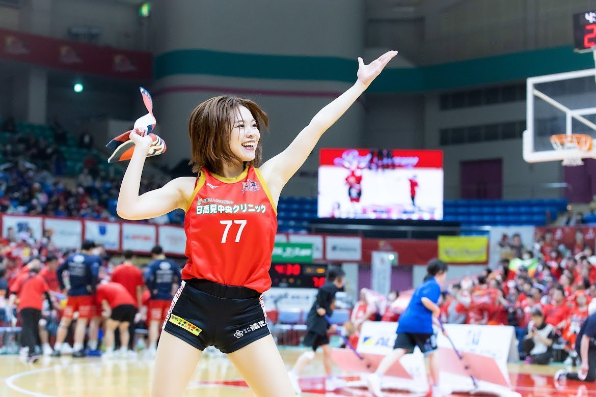 いつも熱いご声援ありがとうございます。
2024-25シーズンでMAKOTOが卒業することになりましたので、お知らせいたします。

コメントはこちら🔽
 instagram.com/p/DL9yHX8xjOE/…

#岩手ビッグブルズ #bigbulls #RedCharm