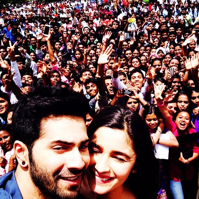 AftabDvn43815's tweet image. Celebrating 💐🎉 11 years of #hskd❤️ #HumptySharmaKiDulhania 

@Varun_dvn @aliaa08 #varundhawan #aliabhatt08 

#varunlovers #alialovers