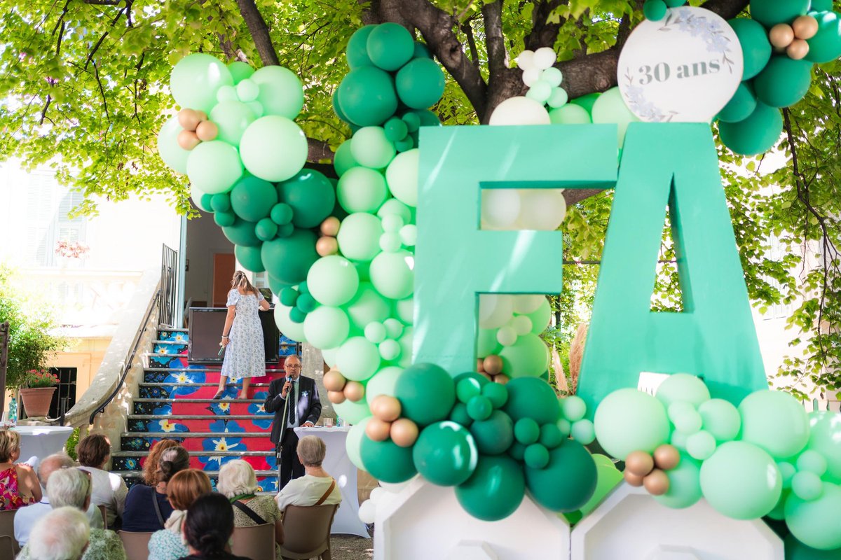 Mathilde Demory (@demorymathilde) on Twitter photo L'accueil de jour de <a href="/FranceAlzheimer/">France Alzheimer et maladies apparentées</a> 06 fête ses 30 ans en présence de <a href="/cestrosi/">Christian Estrosi</a>. De la joie, des sourires et un soutien inconditionnel de la <a href="/VilledeNice/">Ville de Nice</a> sur ces projets si importants pour aider les malades et leurs proches qui endurent ces maladies neuro évolutives. L'accueil de jour de <a href="/FranceAlzheimer/">France Alzheimer et maladies apparentées</a> 06 fête ses 30 ans en présence de <a href="/cestrosi/">Christian Estrosi</a>. De la joie, des sourires et un soutien inconditionnel de la <a href="/VilledeNice/">Ville de Nice</a> sur ces projets si importants pour aider les malades et leurs proches qui endurent ces maladies neuro évolutives.
