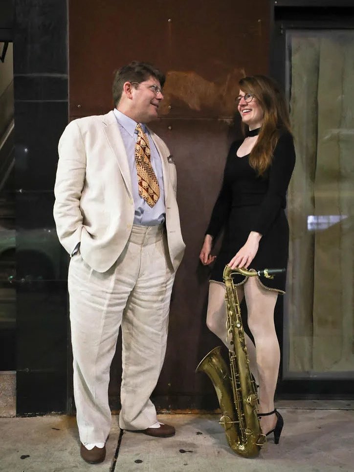 HungryBrainChi's tweet image. Friday! The Paul Asaro Quartet featuring Natalie Scharf features absolutely swinging and danceable music from the late 1920s through the mid 1940s. Doors; 7, Show: 9pm