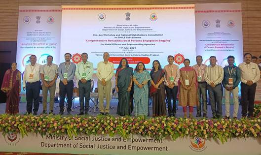 Department of Social Justice and Empowerment organized a National Workshop, Training Programme, and Stakeholders' Consultation on the SMILE Scheme in Indore

Senior Officers from Centre and States, along with representatives of Urban Local Bodies, NGOs, Experts and Stakeholders,