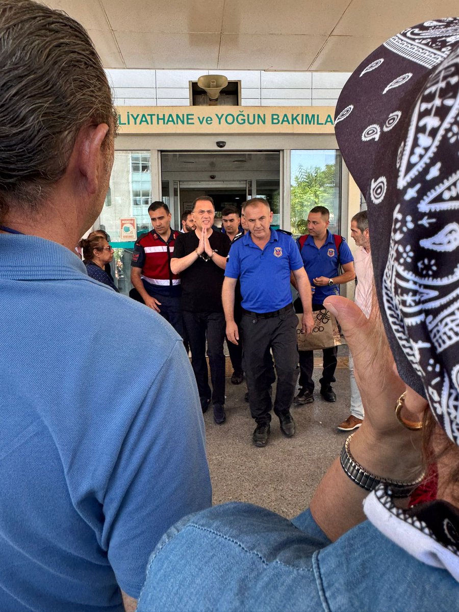 iki kez kanser atlatan, hastanede anjiyo yapılan beylikdüzü belediye başkanı murat çalık bir kez daha cezaevine gönderildi.