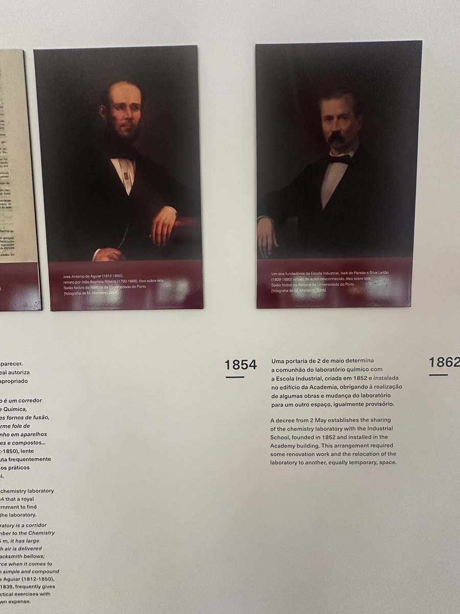 drdavidajames's tweet image. This exhibition in Porto's Natural History Museum is perfect: clear labels without any lecturing, clearly designed, right down to the light fittings.