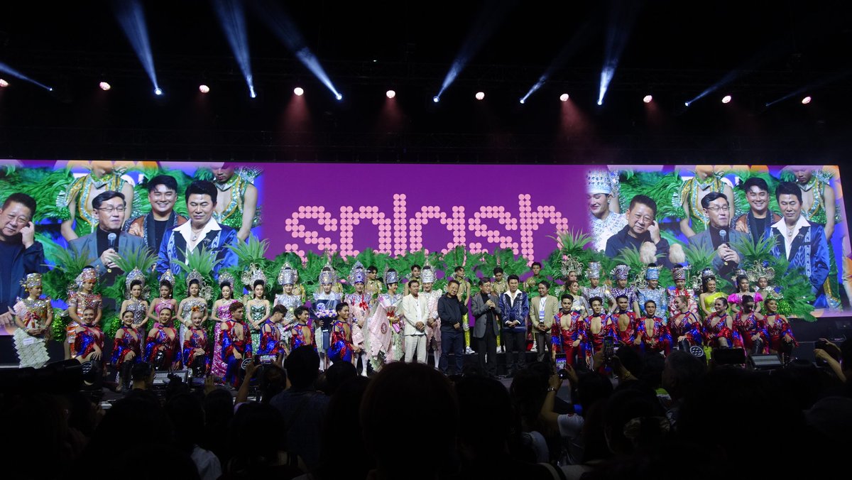 1_gallary's tweet image. เมื่อวานไปเดินงาน #THACCAsplash มาค่ะ ติด rx100m3 (เห่อมาก เพราะเพิ่งได้เปลี่ยนแบต) มาด้วย เลยลองเอาไปสแนปขำๆดู ไปยืนดูระเบียบวาทะศิลป์ กับรัตนศิลป์อินตาไทยราษฎร์คือม่วนจอยสุดๆ