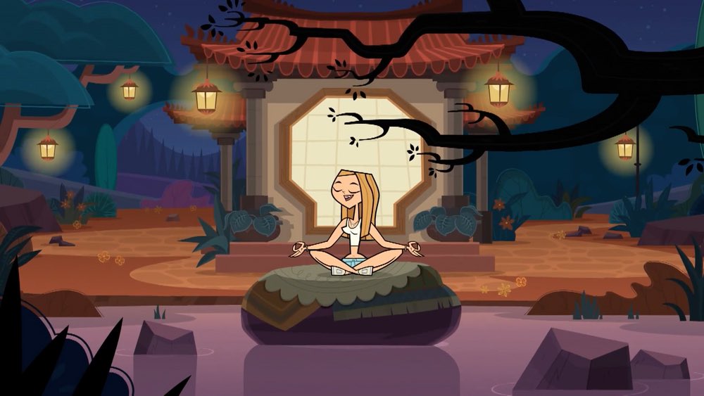 dailyjuliatdi's tweet image. Where even is she bro how does she acquire these locations