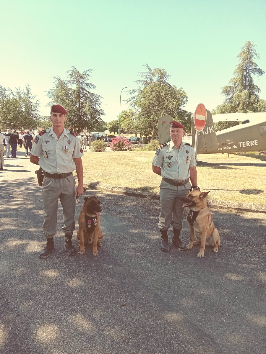 DSDEN82's tweet image. Passation de commandement au camp militaire de Caylus. L'inspecteur académique @LeNormandCyril1 en a profité pour rencontrer et échanger avec le nouveau lieutenant-colonel Olivier Sliwanski.