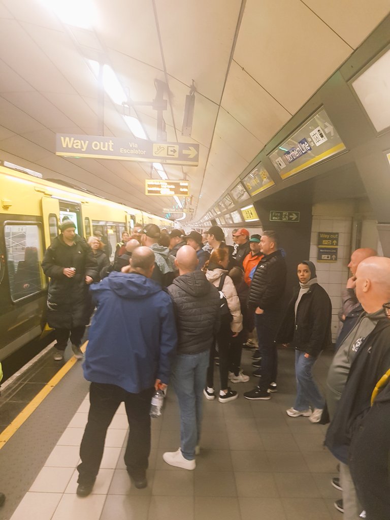 The Crosender Way tweet media