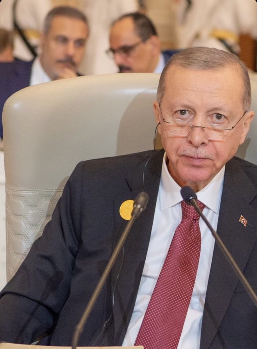 BAŞKOMUTAN RECEP TAYYİP ERDOĞAN 

Terörsüz Türkiye dönemi an itibari ile başladı 👏🏻🇹🇷