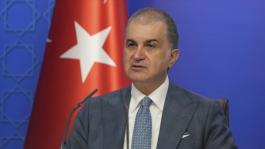 AK Parti Sözcüsü Ömer Çelik:

"Terörsüz Türkiye hedefine ulaşılması için kritik eşik geçilmiştir. PKK'nın feshi ve silahların yakılması/teslim edilmesi kısa zaman içinde tamamlanmalıdır"