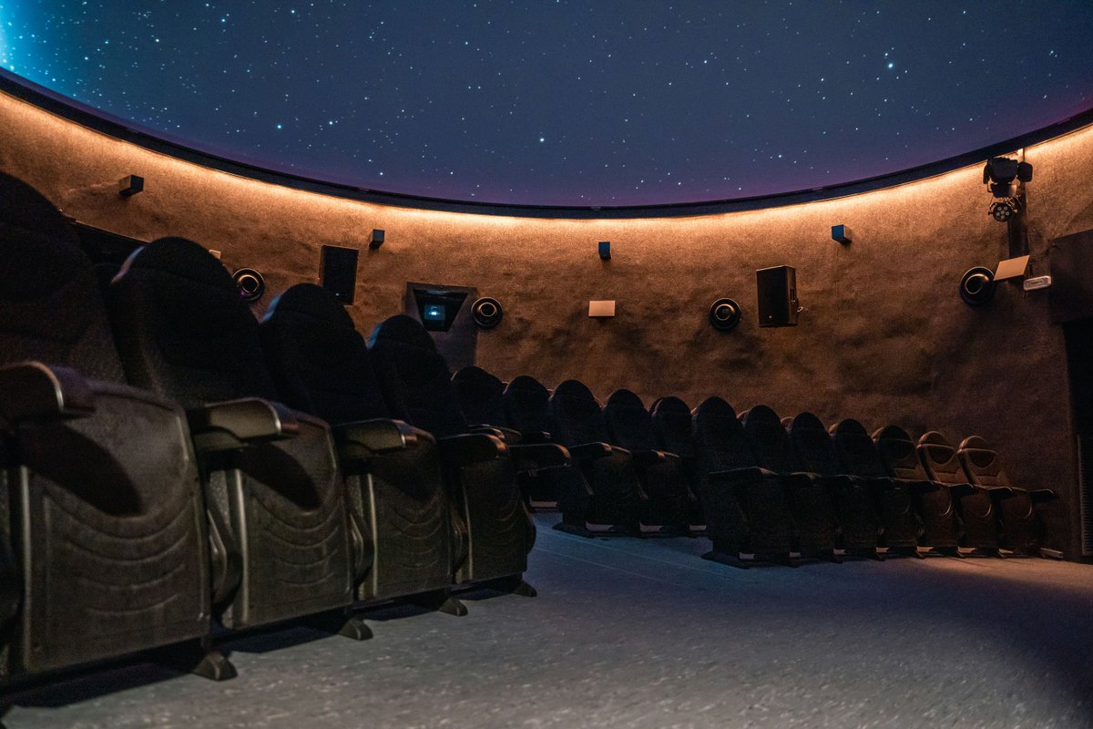 🌌 Regala una nit màgica al Parc Astronòmic del Montsec!
✨ Observació del cel, ciència, emoció i natura en un sol regal.
Escull l’activitat i entrega-la amb un xec regal personalitzat 🎁
astromontsec.cat/pamgiftlink/in…