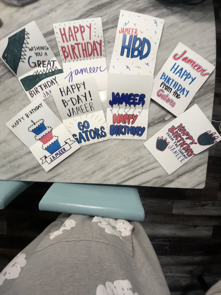 MoneyMeer34's tweet image. Thank You @GatorsFB for the birthday love, much appreciated!! #GoGators