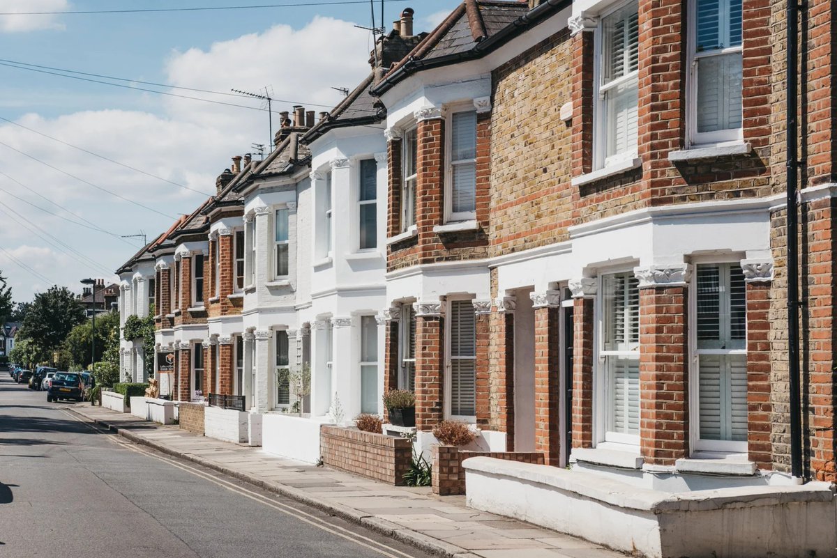 SuttonCouncil's tweet image. Sutton Council has launched plans to crack down on potential rogue landlords and ensure tenants in private rented housing in the borough live in good conditions.
Find out more: 👇
sutton.gov.uk/w/council-gets…
Have your say: 👇
sutton.citizenspace.com/housing-and-re…