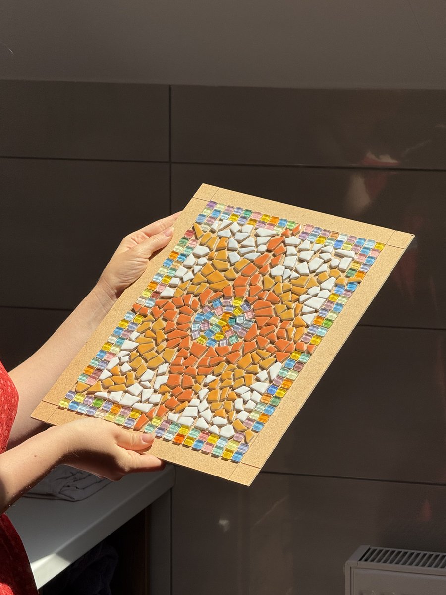 marijanapav's tweet image. new hobby unlocked: mosaics. 0% AI, 100% fun!