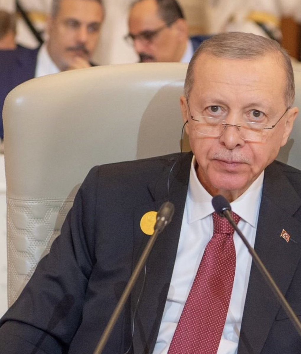 BAŞKOMUTAN RECEP TAYYİP ERDOĞAN 

Terörsüz Türkiye dönemi an itibari ile başladı 🇹🇷