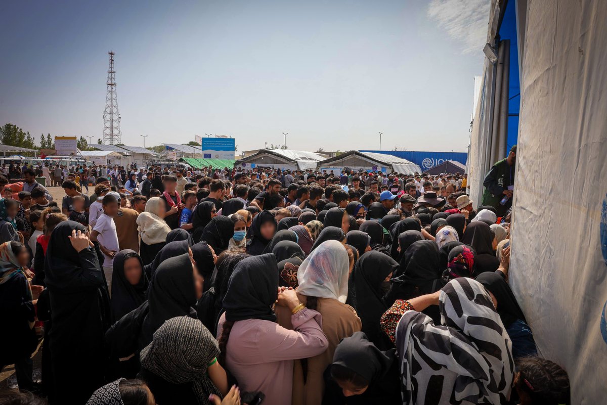 More than 1 million undocumented Afghans have returned home this year — 264,000 in the last 9 days alone.
 
The situation is critical. IOM and partners can reach only 1 in 10 people. We must scale up support now.