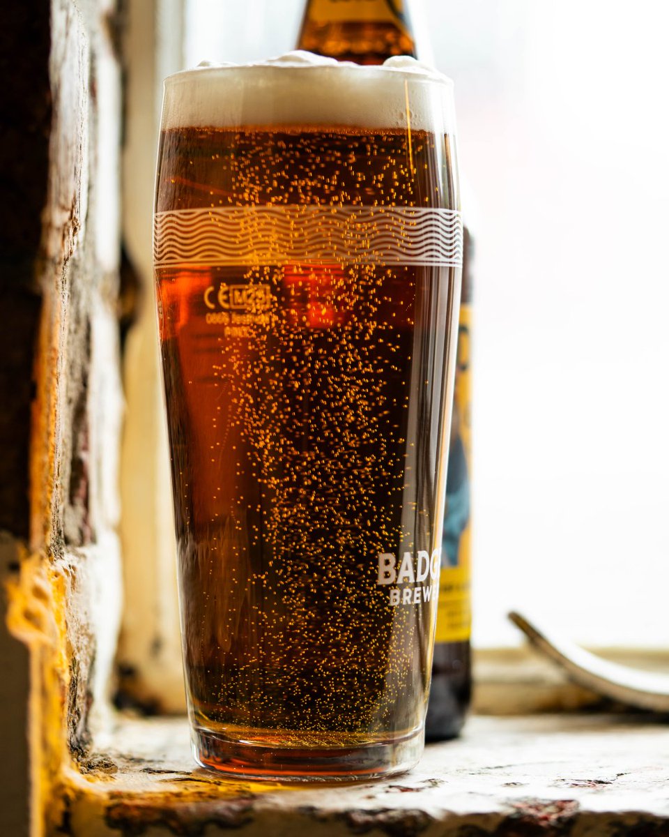 Badgerales's tweet photo. Golden moments deserve Golden Champion. Brewed with a hint of elderflower for a crisp, floral finish, it brings something just a little different to the table, but never strays too far from its roots. ⁠https://t.co/kzTNKJiiID
⁠
Please Drink Responsibly https://t.co/xabEAayZHi