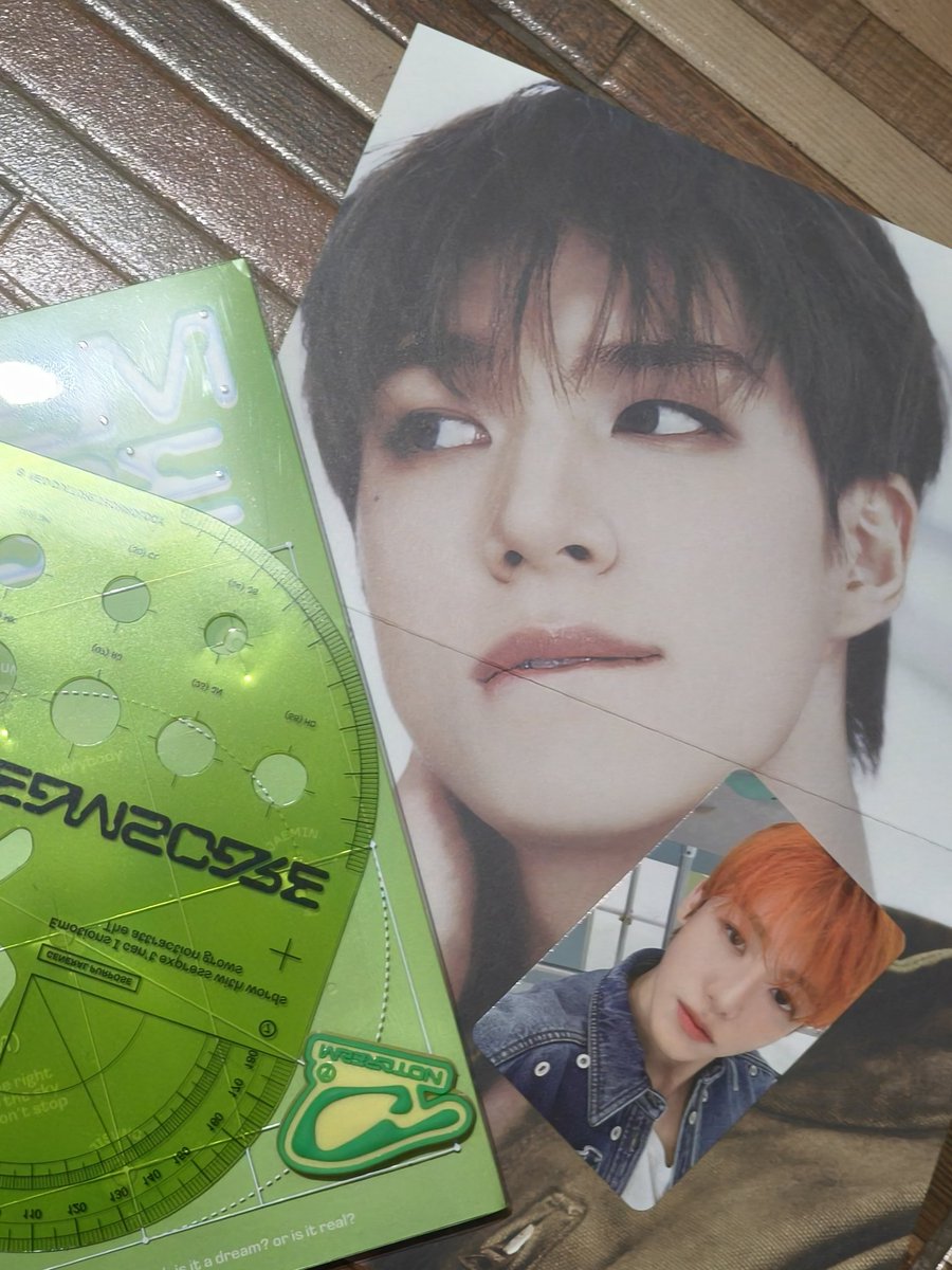 dotoricartz's tweet image. ⋆.ೃ࿔* :･ acorn delivery! 🌰 ⋆.ೃ࿔* :･
#acornsforalex 🐿🌰

as a nomin truther these pulls are definitely for me! thank you so much @three23cart for this transaction. natagtag pagod ko from work after seeing my pulls, until next time! #three23tnx