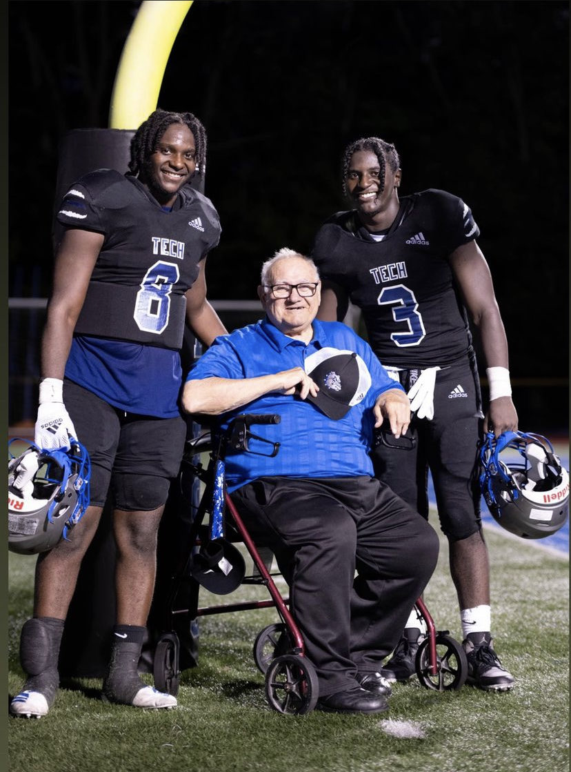 Today papa Dem past , looking at this picture I see a man who smiles knowing he used the game of football to change him and his family’s life . It’s not the games or achievements you win but the special people you meet along the way. I’m so blessed to be connected to this family.