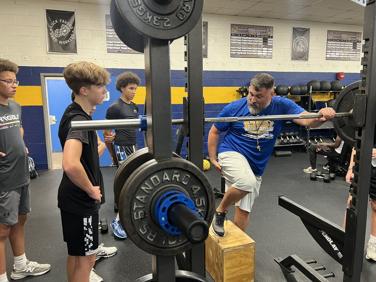 Calvert High School Boys Basketball tweet media