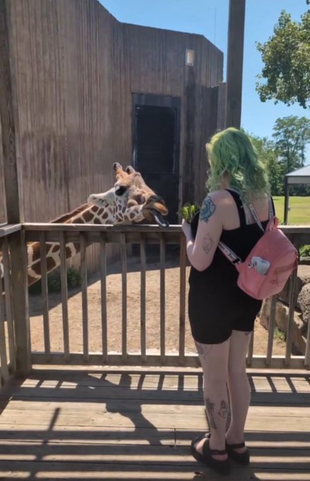 Watch 🕸𝙻𝚒𝚕𝚒𝚝𝚑 𝙱𝚕𝚊𝚢𝚗𝚗🕸's leaked NSFW photo on TwXstars