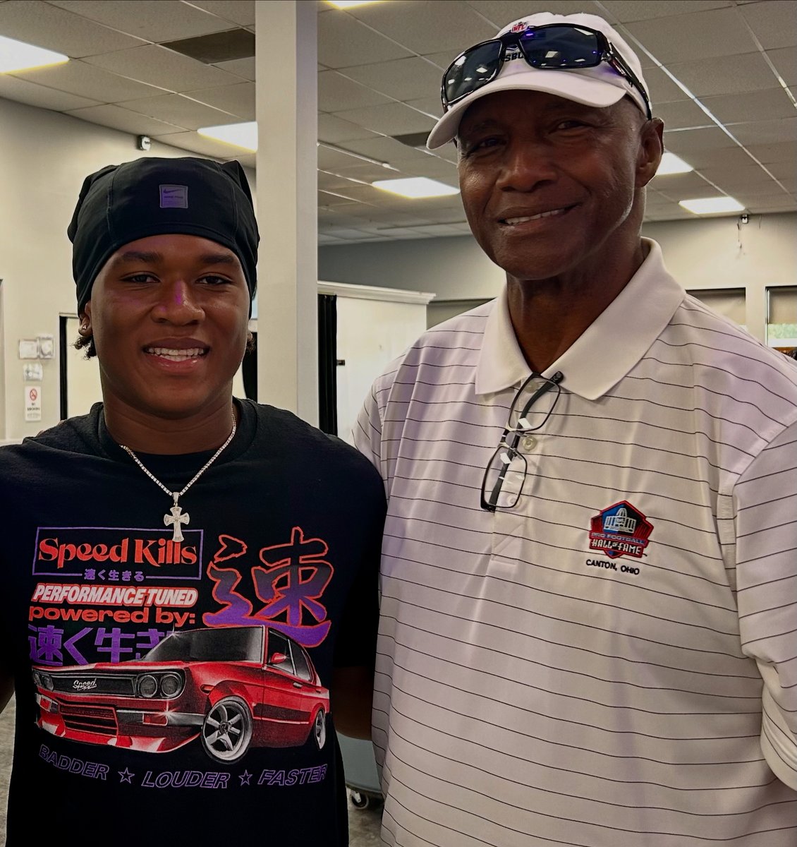 iiammicah__'s tweet image. My grandfather always spoke about you, it was a pleasure to finally met you in person Mel Blount. Thank you for your words of encouragement. Let's keep it in the family. I got next! @MelBlountYLI @iamakilblount47 @SportsID__ @JIMMYPUGH #micahpugh #330Birthed