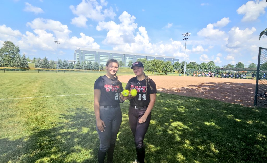 Starz Gold API tweet media