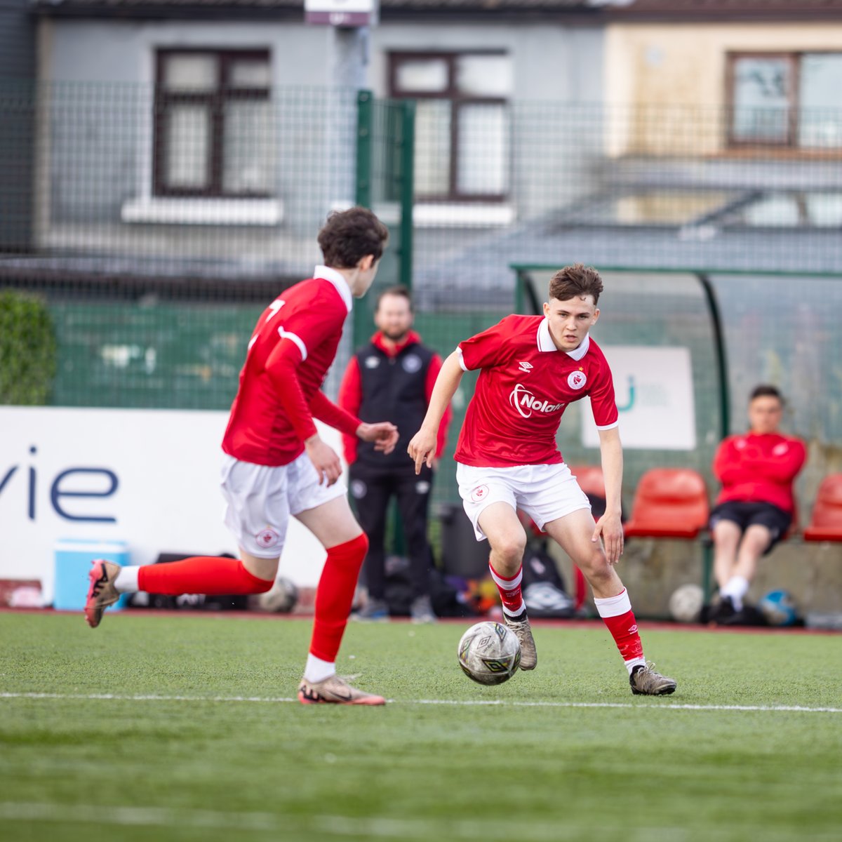 SligoRoversAcad's tweet image. Fixtures 🔴⚪️
Men's
Sunday 1pm | U14's vs Mayo (H)
Saturday 1pm | U15’s vs Bray (H)
Sunday 2pm | U17's vs Finn Harps (A)
Sunday 4.30pm | U20's vs Cork City (A)
Women's
Saturday 12pm | U17’s vs Mayo (A)
Sunday 1pm | U19’s vs Galway (A)
#Bitored | #Since1928