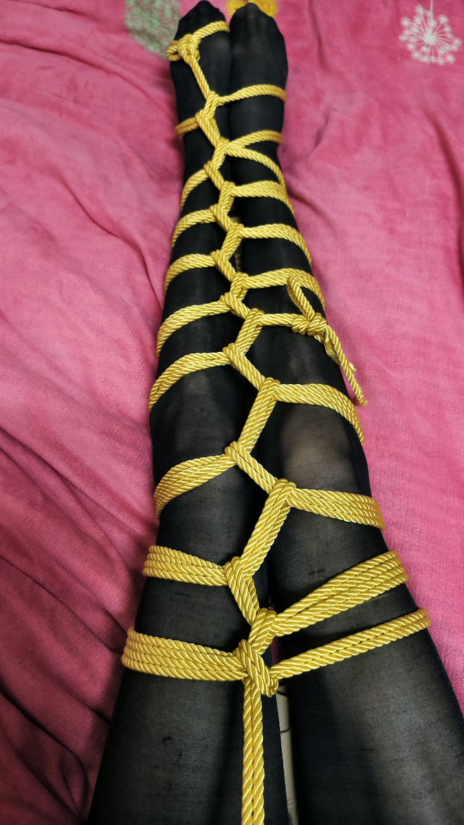 #黑丝 #捆绑 今晚这样绑住小湿，你喜欢吗ദ്ദി˶˃ ᵕ ˂ )✧