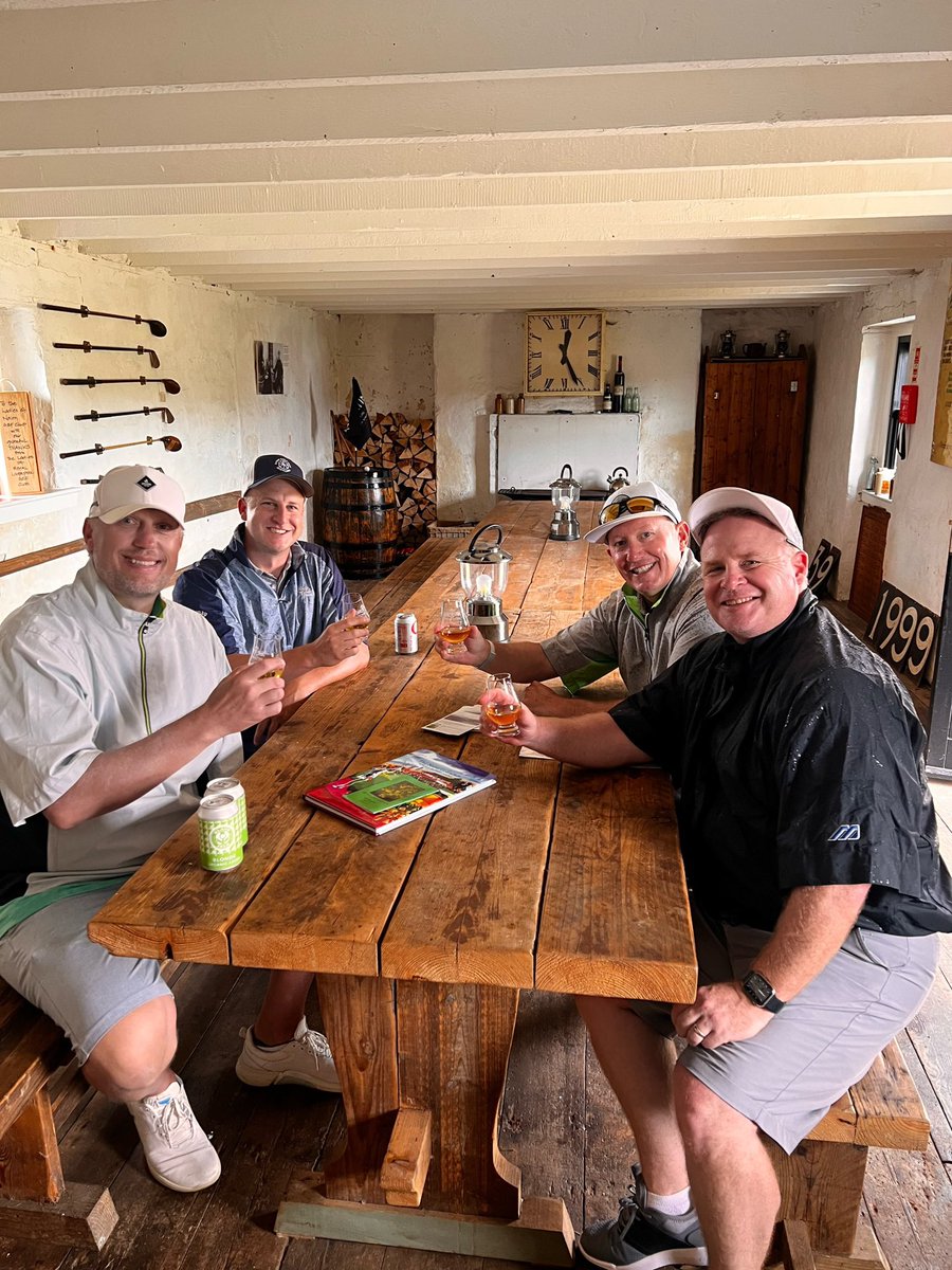 ScottSealock's tweet photo. @ukgolfguy Left with our pockets clinking with tiny bottles of whiskey https://t.co/j084XYZSxM