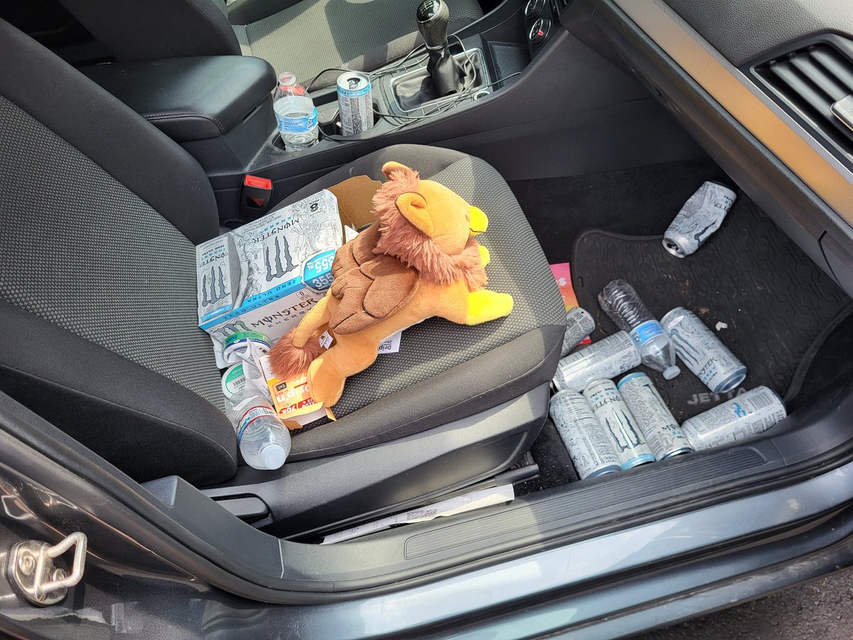 I forgot to post this. This is the aftermath of my roadtrip.

Am I doing it right?