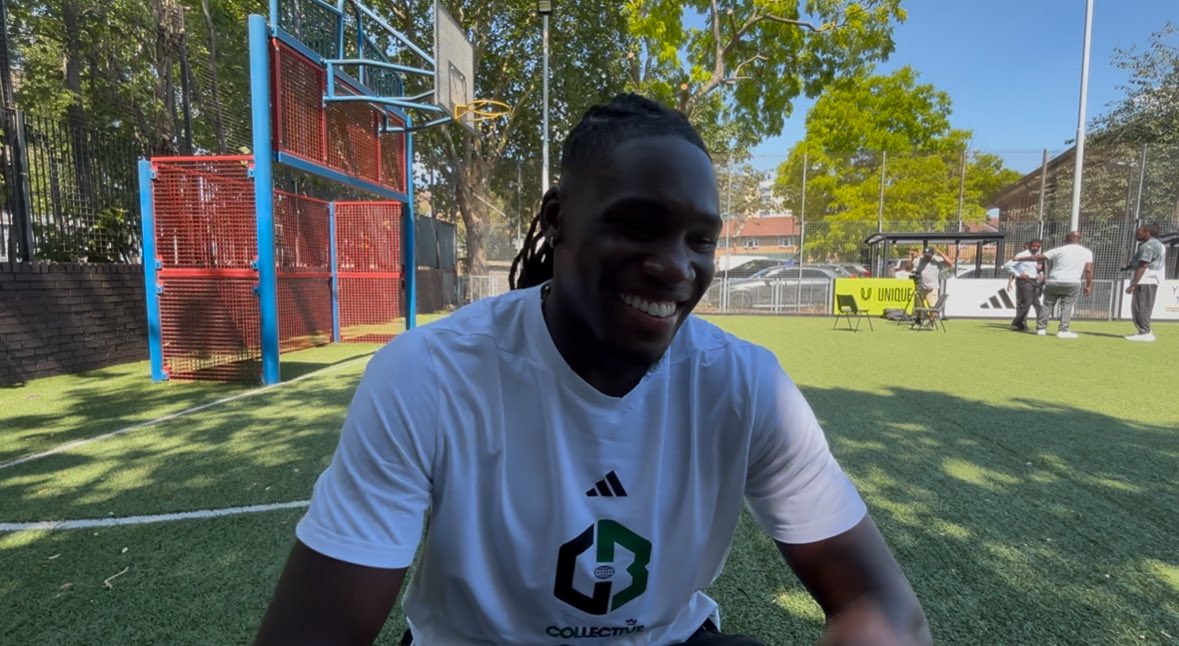 Emma Jones tweet media