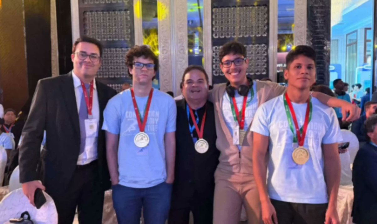 CaatingaValley's tweet photo. IFPB conquista tetracampeonato mundial na Huawei ICT Competition

https://t.co/xvPvuHbHYw https://t.co/8kFMOlTHQH