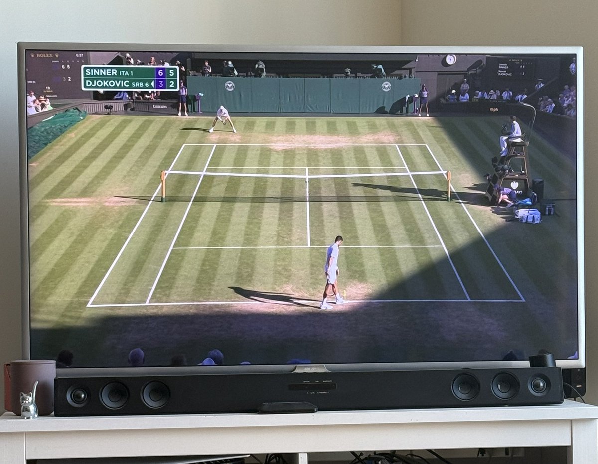 ruthlt82's tweet image. Come on @janniksin!! @Wimbledon has been SO good this year! I want to go back…