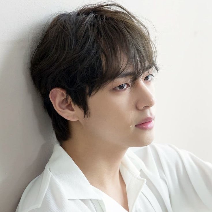 gkthkook_'s tweet photo. ➜ I'll find you 🌩️ ᎒ #taekook/ #vkook au

Unas ultimas palabras antes de la muerte:
"Prometo buscarte y amarte en nuestra próxima vida"

Actualmente Th va de intercambio justo donde Jk asiste.
¿Por que me suenas tanto?

-te dije que te encontraría, y ahora, prometo no soltarte. https://t.co/V54WTyHmlT