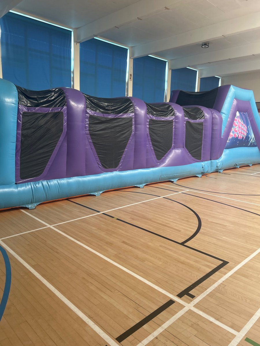 Obstacle course is ready and goal shootout ! <a href="/tsas_norwich/">Thorpe St Andrew School and Sixth Form</a> moving up party ! 🎉
