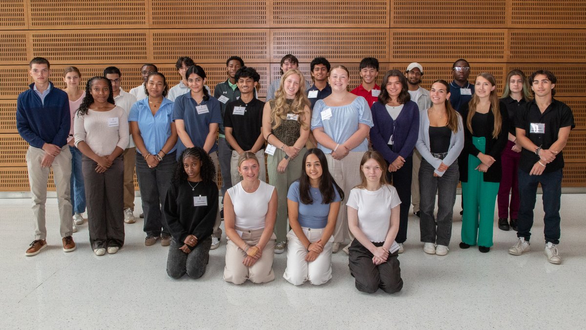 JacobsInstitute's tweet image. We’re thrilled to welcome our newest cohort of high school interns to the JI family! 🌟

Supported by the generous @cabrinihealthNY, this exclusive program offers rising juniors &amp;amp; seniors a unique opportunity to dive into the world of healthcare &amp;amp; medicine.