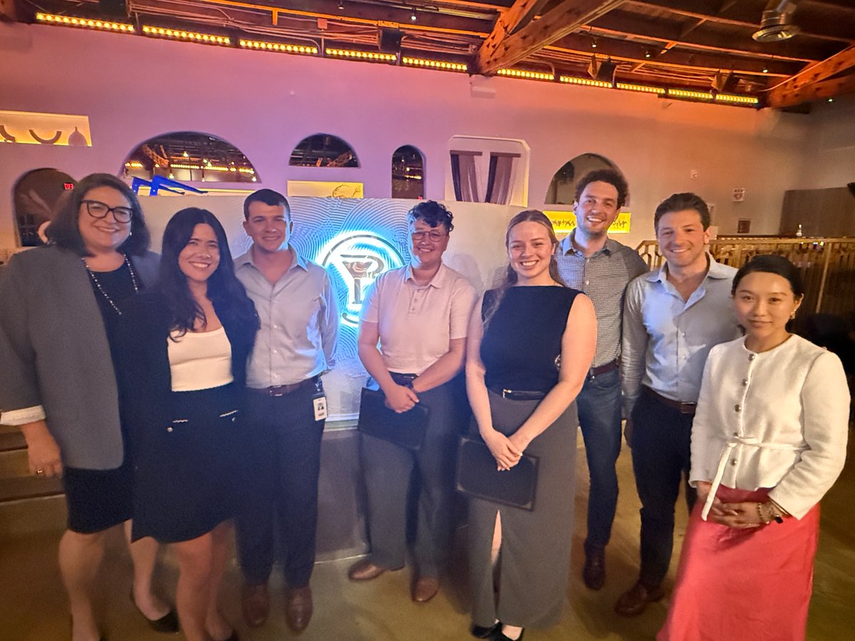 _LSGMI_'s tweet image. Last night’s Young Professionals Council’s happy hour was a blast! We had such a great time catching up with everyone this summer, celebrating the incredible success of our 3rd Annual Associates Drive, and looking ahead to our exciting fall initiatives.
Huge thanks to Bargean…