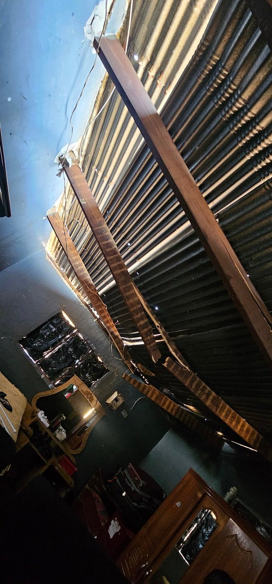 We were today in Ward 75 Slovo, where a catastrophic explosion took place last week. 

I'm told an additional 38 other bombs were disarmed by an Explosive Control Unit. 

The culprit is as per norm, still at large. Another example of criminals living without fear in our society.